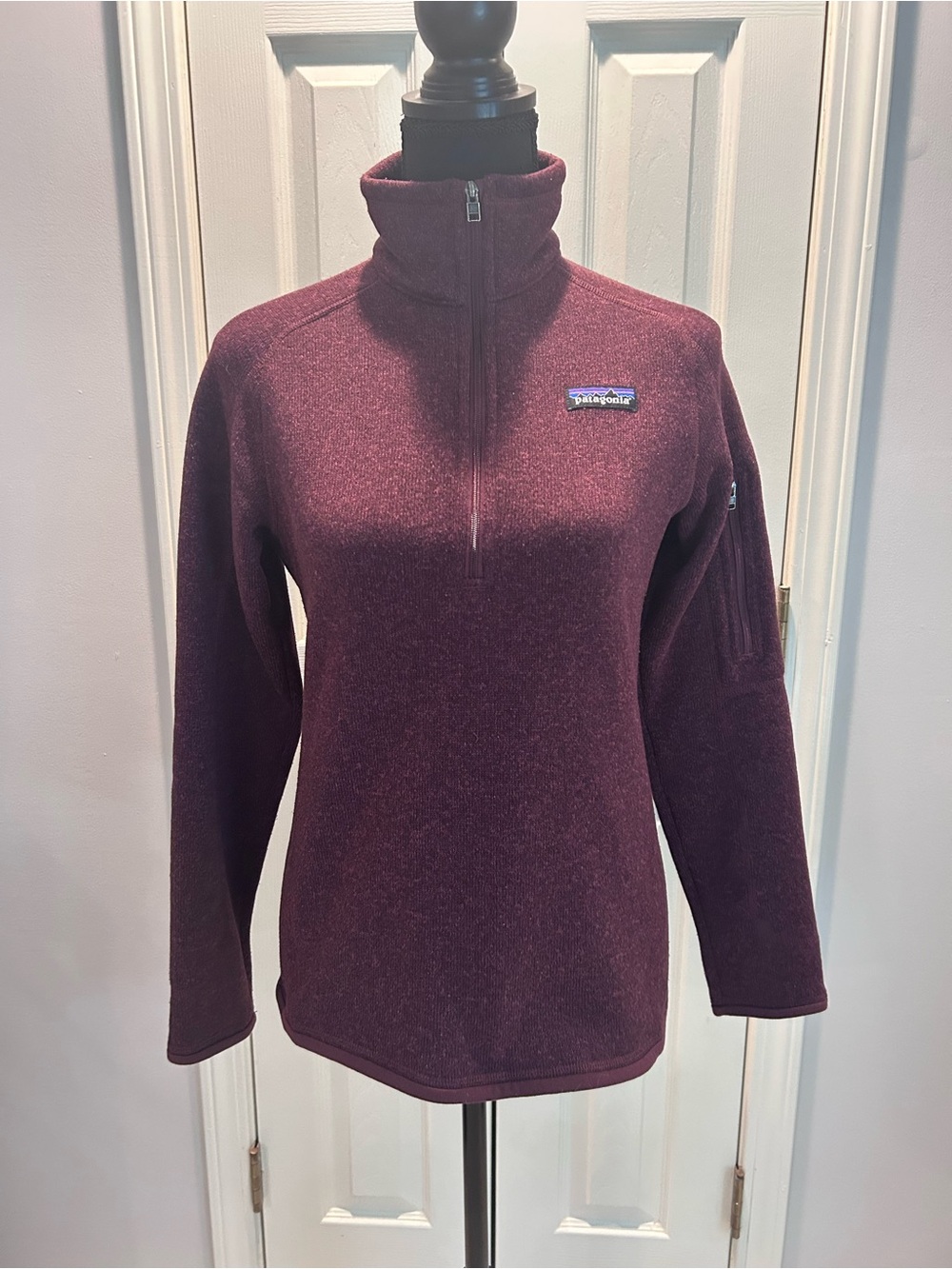 Patagonia 1/4 Zip Better Sweater Pullover Jacket in Dark Ruby. Size S